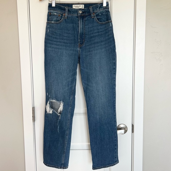 Abercrombie & Fitch curve love ultra high rise the ankle straight jean Size 27 - Picture 2 of 9